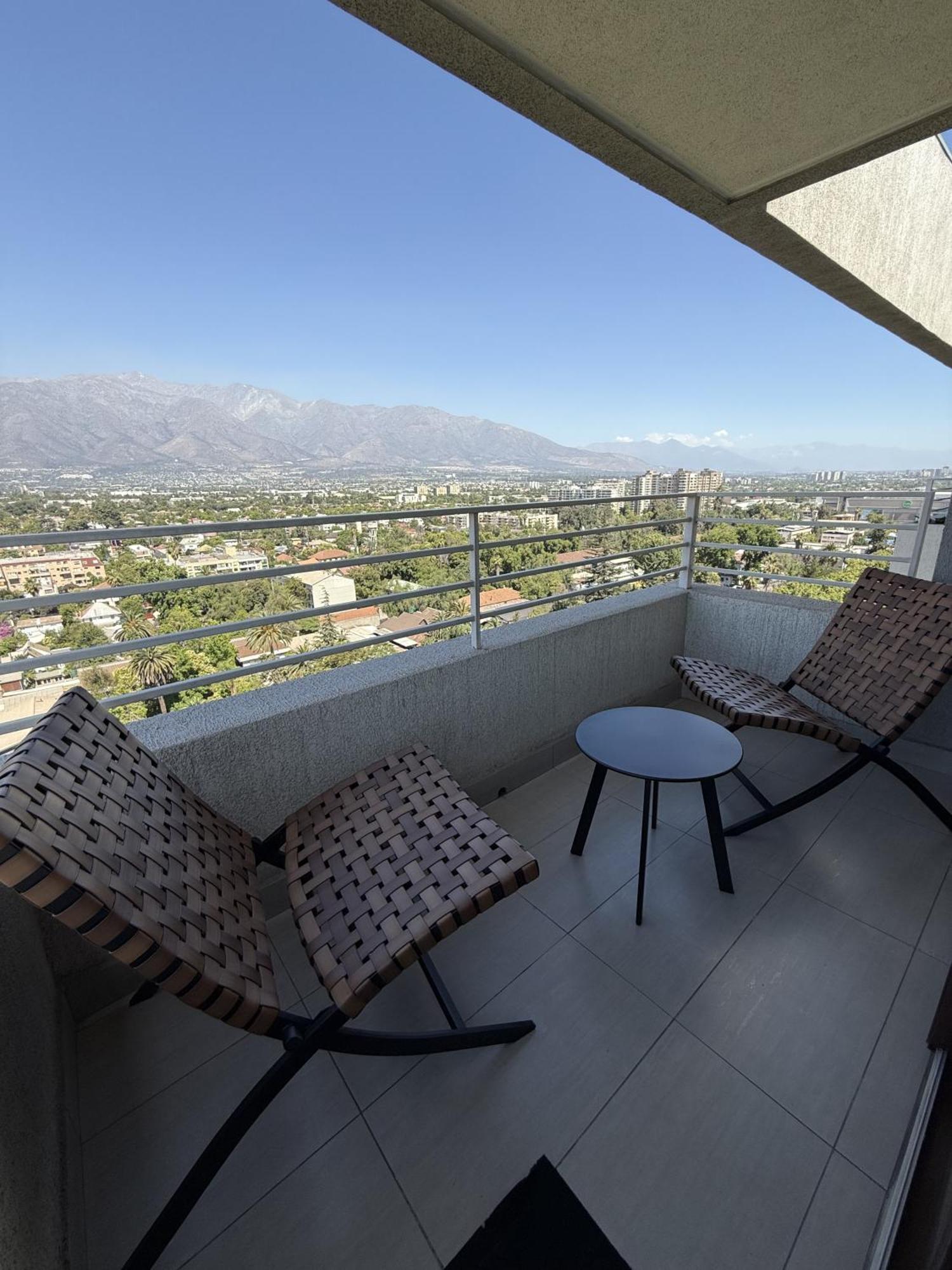 Family Stgo Lounge Penthouse With Andes View *